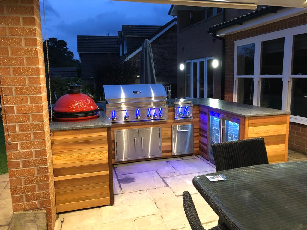 Diy Outdoor Kitchen Cabinet Doors Top Brick Outdoor Kitchens Top