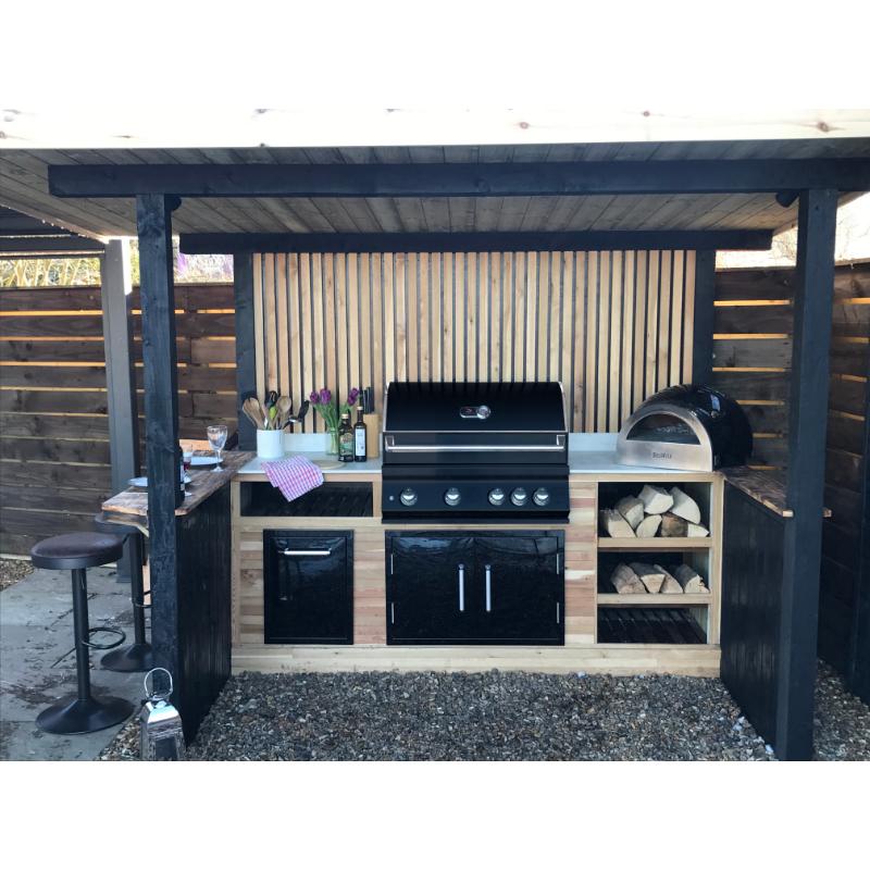 Luxury BBQ Garden Kitchen Inc Worktops, BBQ Pizza Oven Gardenbox