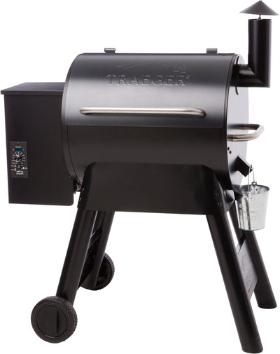 EX DISPLAY : Traeger Pro 22 Wood Fired Grill. 25% off. RRP is £650. Now only £499