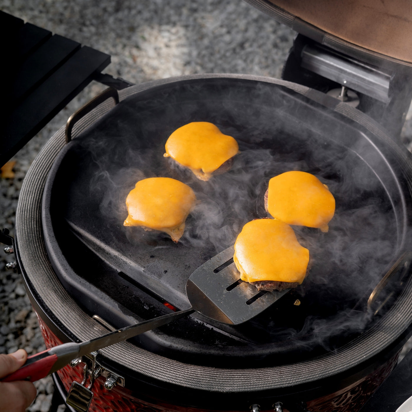 WAREHOUSE CLEARANCE: Kamado Joe Karbon Steel Griddle. Now with 10% OFF. From £152.100