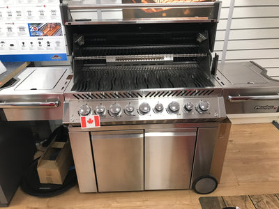 EX-DISPLAY: Napoleon Prestige Pro 665 Natural Gas Ultimate BBQ. Over 50% OFF! Only £1999