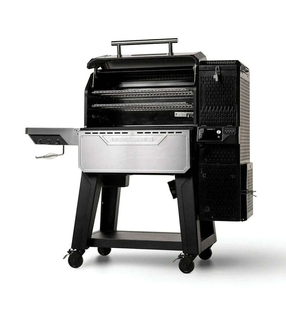 Masterbuilt Gravity XT Digital Charcoal Grill. GardenBox price Just £1549