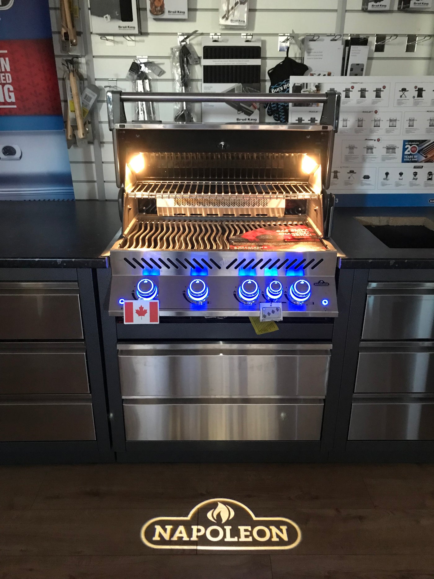 EX DISPLAY:  Napoleon Prestige Pro 500 Outdoor Kitchen Gas Barbecue. 25% OFF RRP. Now £3816.99     only £3999