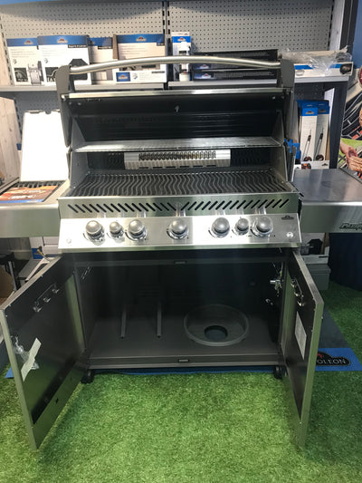 EX DISPLAY: 30% OFF RRP! ***SOLD OUT*** Napoleon Prestige 665 7 Burner Gas BBQ WOW! £1889.99!