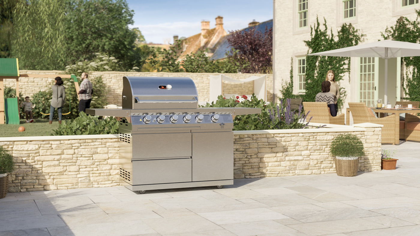 Whistler Cirencester 4 Gas Barbecue with side burner and rear rotisserie burner, £1299 with FREE Rotisserie kit