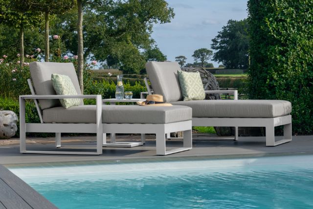 Amalfi Double Sunlounger with Side Table by Maze Rattan
