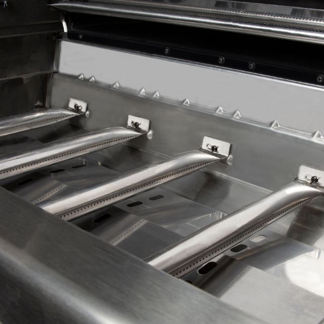 Broil King Regal S490 4 Burner Gas BBQ. Showroom model. Save £638 OFF RRP
