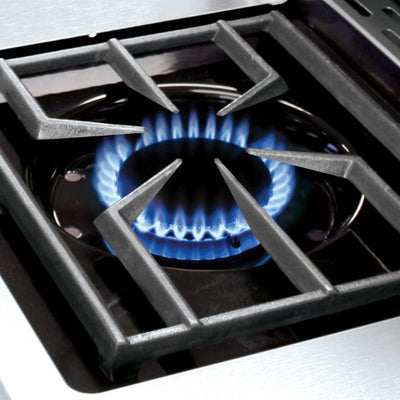 Broil King Regal S490 4 Burner Gas BBQ. Showroom model. Save £638 OFF RRP