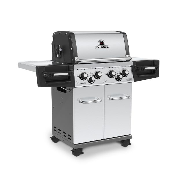 Broil King Regal S490 4 Burner Gas BBQ. Showroom model. Save £638 OFF RRP
