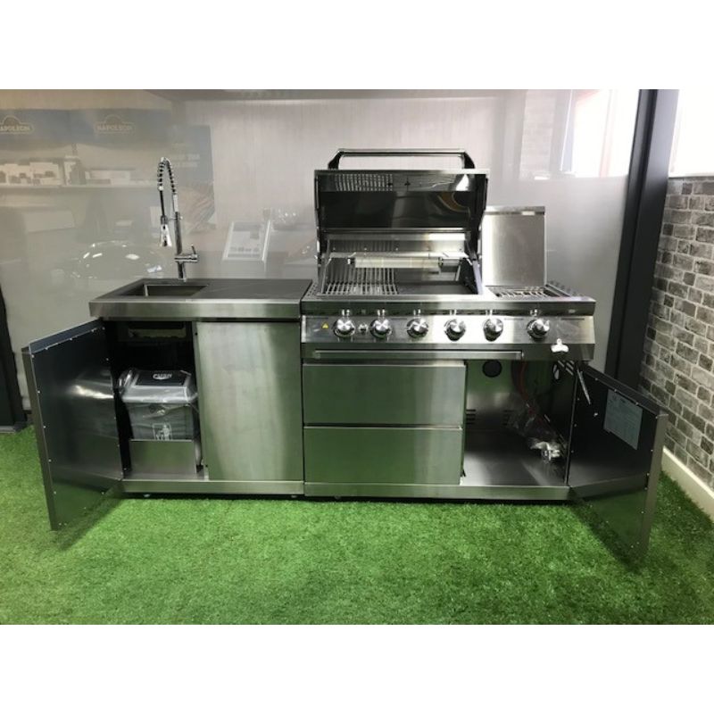 Whistler Chalford Modular Outdoor Kitchen from only £2275.99