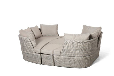 Cotswold Daybed by Maze Rattan