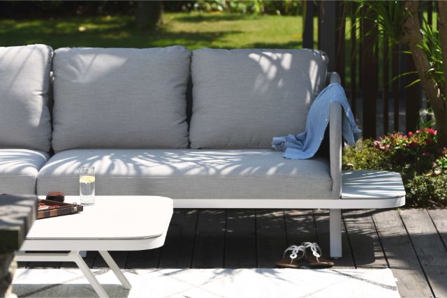 Maze Rattan Cove Corner Sofa Group In Weatherproof Fabric