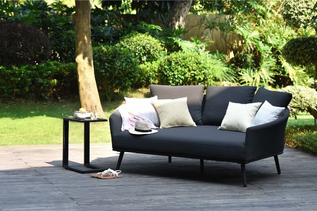 Ark Daybed by Maze Rattan