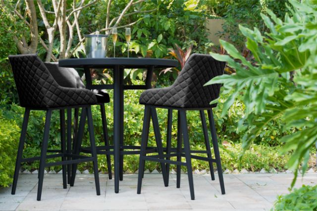 Maze Rattan Regal 4 Seat Round Bar Set In Weatherproof Fabric