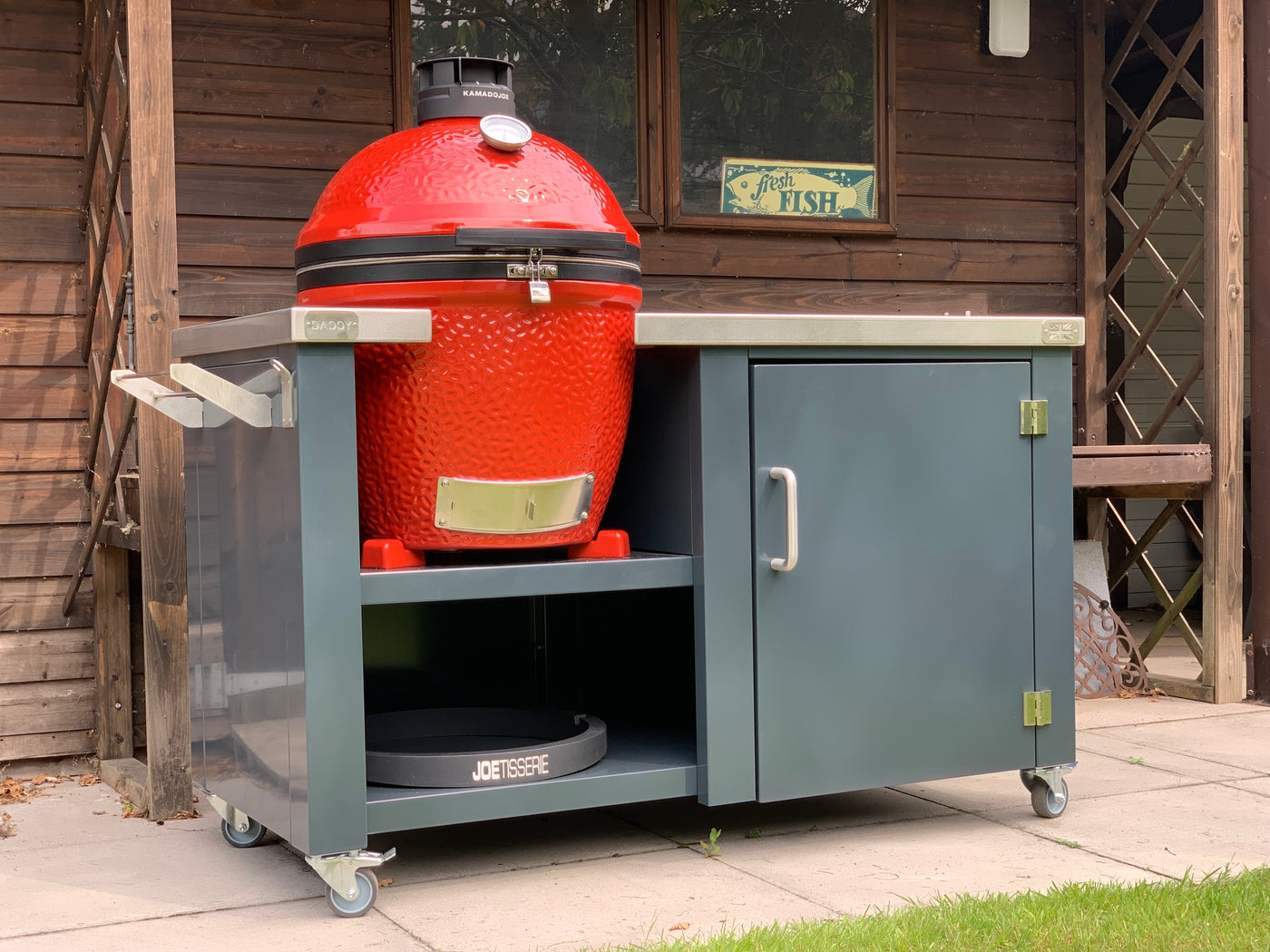 The Daddy Kamado Joe, Big Green Egg Outdoor Cooking Table. Superb bit of kit !