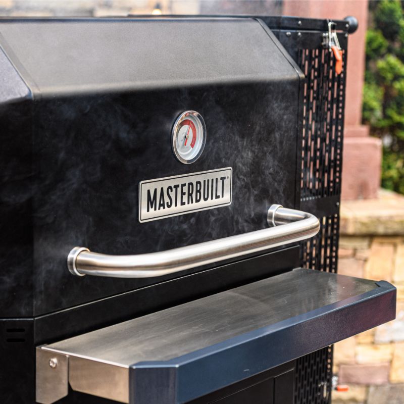 Masterbuilt Gravity Series 1050 with Rotisserie Pack