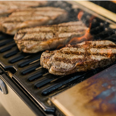 WAREHOUSE CLEARANCE: Masterbuilt Portable Charcoal BBQ with Cart. 20% OFF! Now £311.99