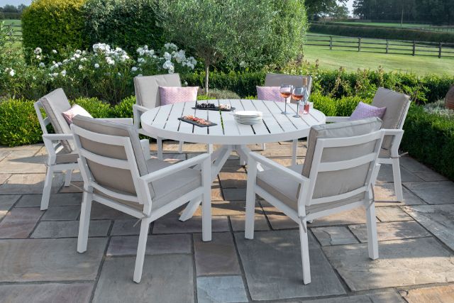 New York 6 Seat Round Dining Set by Maze Rattan