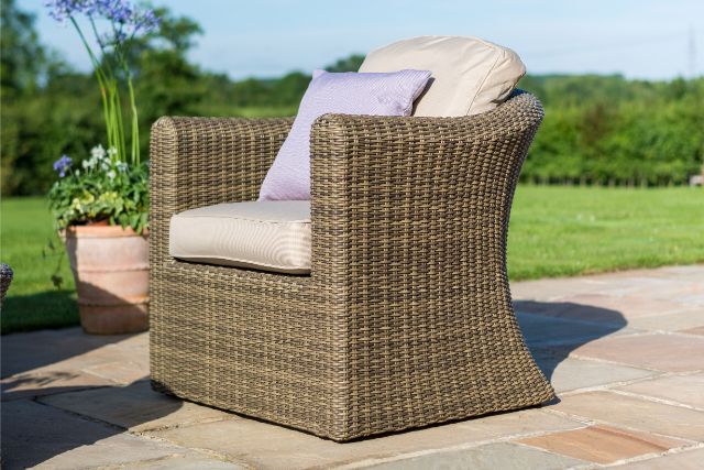 Winchester Small Corner Group With Armchair by Maze Rattan - Gardenbox