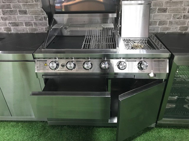 Whistler Moreton Modular Outdoor Kitchen from only £3549.99. WOW!